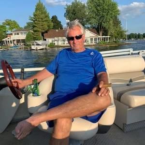 Meet your Posher, Robert